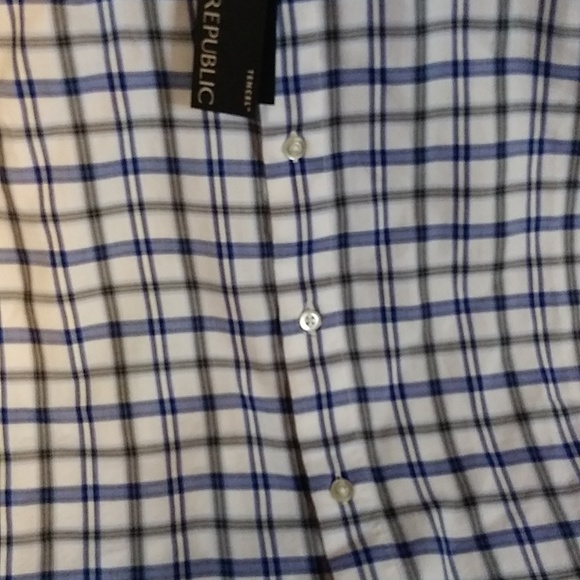 Banana Republic Men's Untucked Slim Fit Button Down Shirt (M) NWT - Picture 4 of 16
